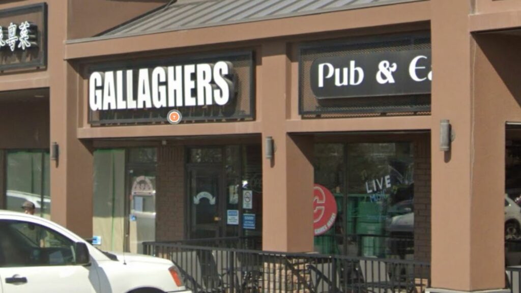 Gallaghers Pub wing night