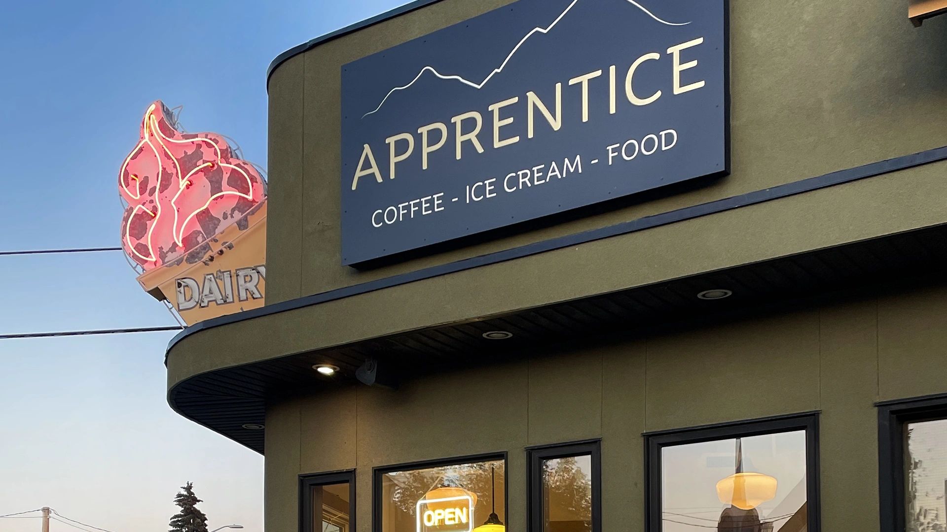 apprentice cafe